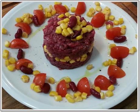 Tartare a coltello con mais e fagioli rossi