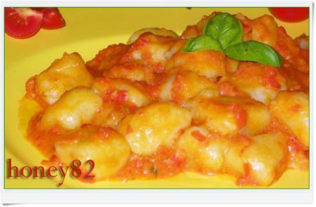 GNOCCHI IN SALSA CRUDAIOLA