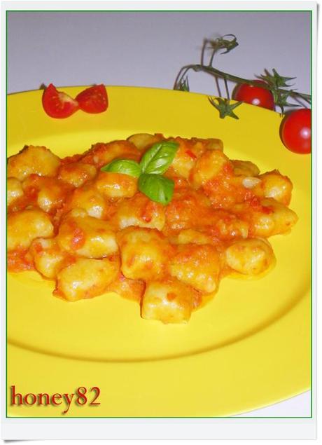 GNOCCHI IN SALSA CRUDAIOLA