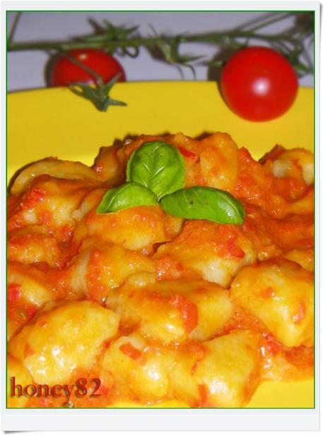 GNOCCHI IN SALSA CRUDAIOLA