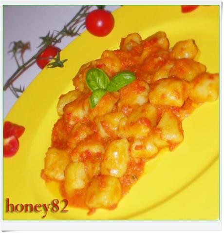 GNOCCHI IN SALSA CRUDAIOLA