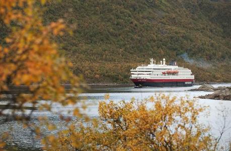 Hurtigruten lancia il nuovo programma “Autumn Gold”