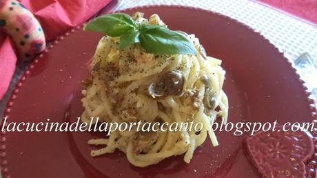 Spaghetti poveri con salsa salernitana