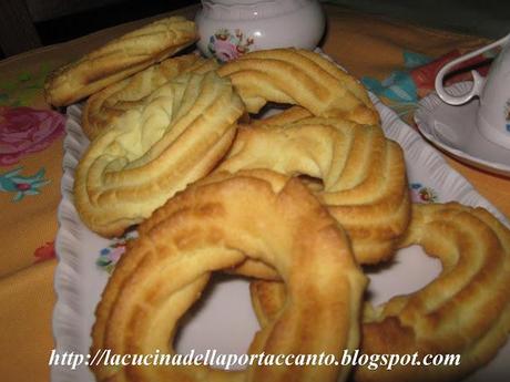 Biscotti a ciambella