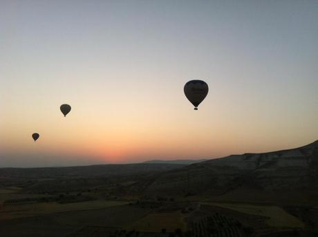 BALLOON FLIGHT