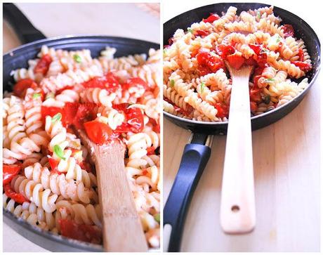 Pasta estiva con pomodori, capperi e... panko