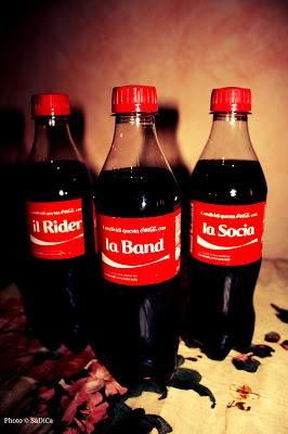 Cos'hanno in comune La Socia, la Band ed il Rider? Semplice: la Coca-Cola!