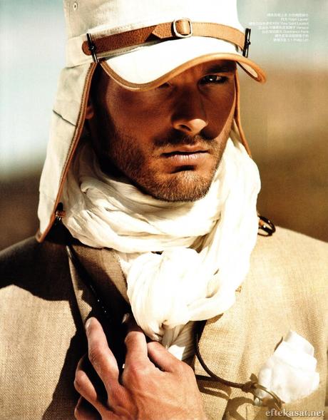Ben_Hill_by_Alexi_Lubomirski_for_the_spring_edition_of_Mens_Vogue_China_2010_5