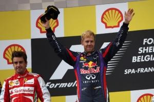 Vettel vince ma lo show è di Alonso