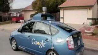 C 2 articolo 1113896 foto1F Google presenta i taxi robot, ovvero senza conducente