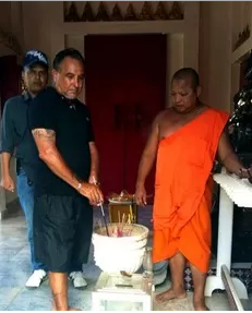 Arrestato italiano a Phuket per furto in un tempio