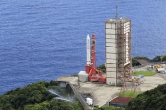 Il razzo giapponese Epsilon con a bordo il telescopio spaziale SPRINT-A alla base di lancio. Credit: JAXA