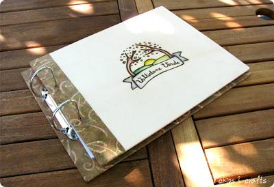 Guest book in legno per un bio-agriturismo