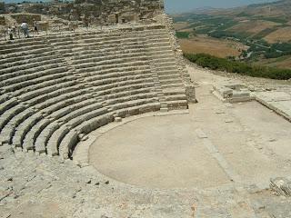 Segesta, tra suggestione e storia!