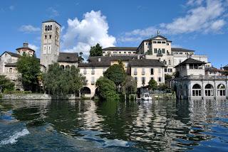 Tra draghi e santi ad Orta san Giulio.