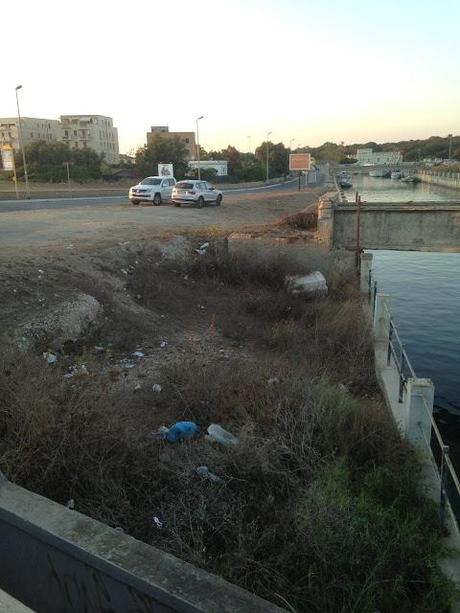 Lido di Ostia, un luogo che se sfruttato a dovere potrebbe macinare più soldi di Miami è ridotto ad uno slum del Nicaragua. Perché?