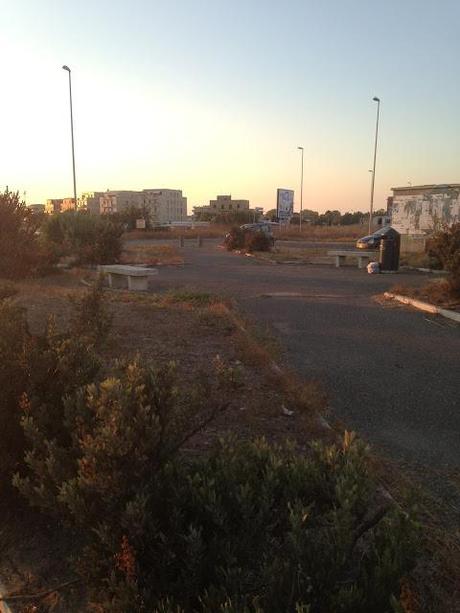 Lido di Ostia, un luogo che se sfruttato a dovere potrebbe macinare più soldi di Miami è ridotto ad uno slum del Nicaragua. Perché?