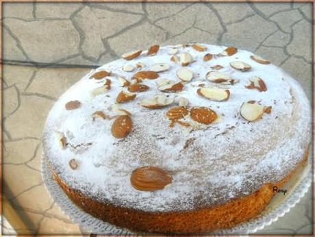 Torta di mandorle presentazione