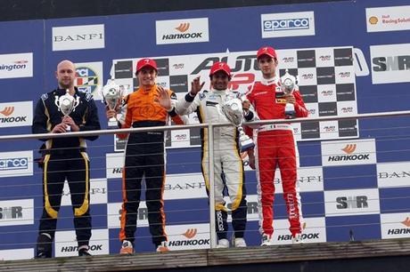 AutoGP_Podium_donington