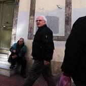 Crisi: oltre 1 milione di greci lavorano senza stipendio - Economia - ANSAMed.it