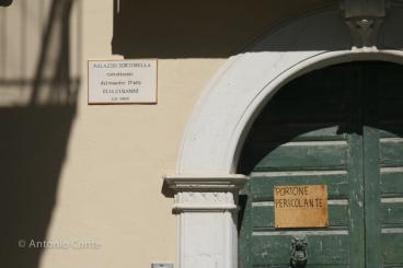 Venosa/ Incontri. Accade passeggiando da fotoreporter per le strade del centro storico