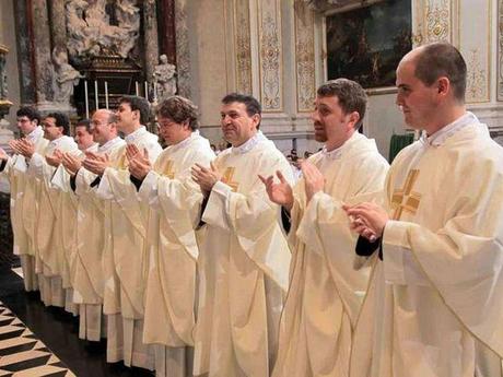 Papa Francesco: «la questione del sacerdozio femminile è chiusa»