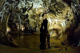 La grotta di Santa Barbara La grotta di Santa Barbara