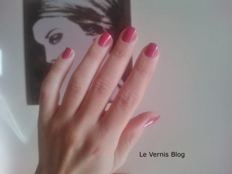 Chanel 589 Elixir nail polish