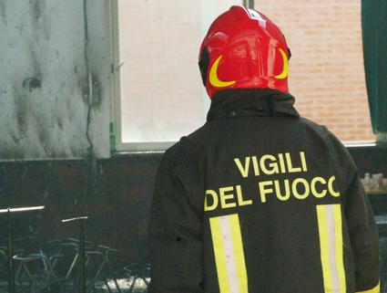 Scrive Laura, che ringrazia i vigili del fuoco di Marsala per aver salvato un uccellino