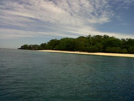 viaggi in indonesia: cielo e oceano