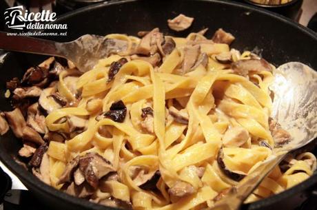 tagliatelle funghi porcini