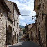 Assisi, poca spiritualità ma molta bellezza