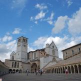 Assisi, poca spiritualità ma molta bellezza