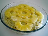 Torta di ananas, pistacchi e mirtilli