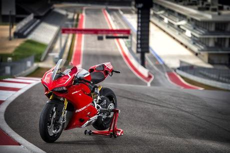 Ducati 1199 Panigale R 2013