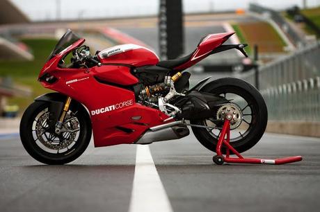 Ducati 1199 Panigale R 2013