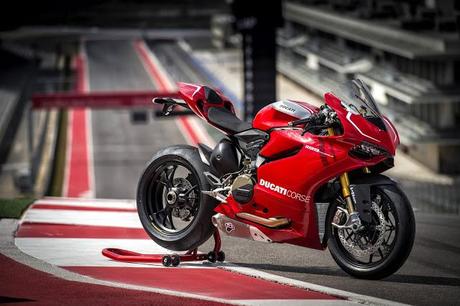 Ducati 1199 Panigale R 2013