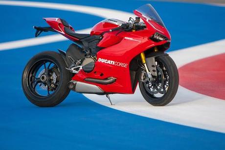 Ducati 1199 Panigale R 2013