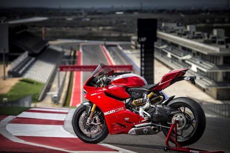 Ducati 1199 Panigale R 2013