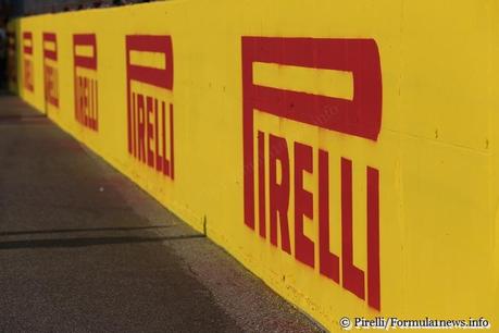 Pirelli track advertising