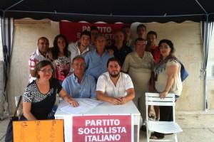 I giovani del Psi raccolgono firme a Paceco sui referendum