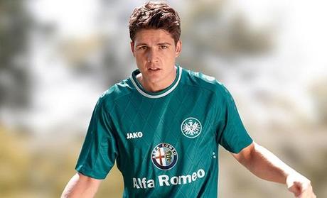 maglia-Eintracht-Francoforte-Jako-verde-2013-2014