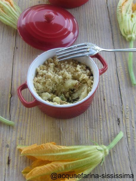 crumble con zucchine e formaggio