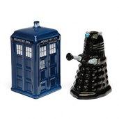 eeea_doctor_who_tardis_vs_dalek_salt_pepper_shakers