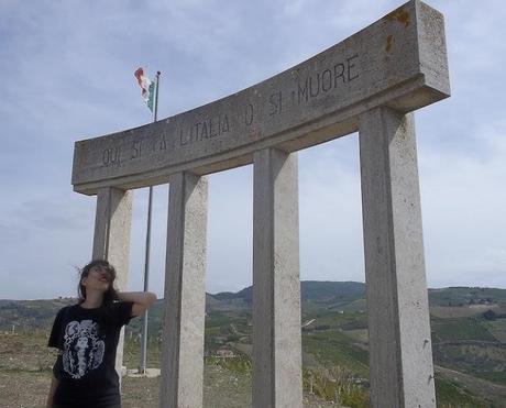 *rieccomi...* (il verde, il rosso  e nel mezzo...il bianco)