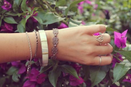 lovehandmade_barbara valentina grimaldi_outfit summer 2013_flower pattern dress zara_white nails_cruciani braclet_vintage earrings_rings accessorize