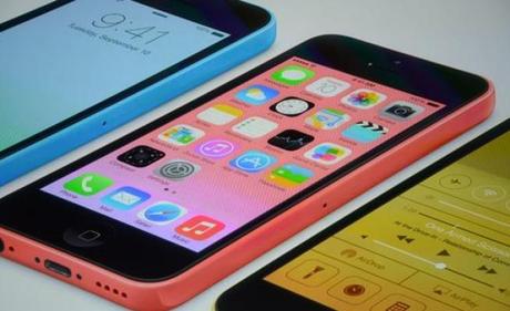  Apple, presentati i nuovi iPhone 5S e 5C a basso costo: ora ci sarà la rivoluzione! [Foto]
