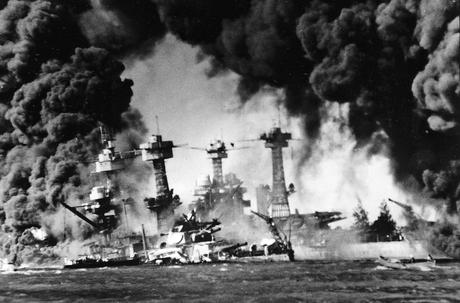 http://latimesphoto.files.wordpress.com/2011/11/fa_487_pearlharbor42_970.jpg