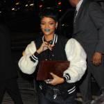 Rihanna presenta la collezione ispirata allo “urban street wear” (foto)