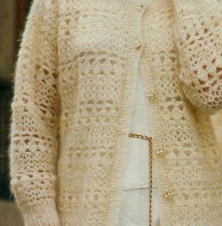 Lavori con l'uncinetto: Cardigan bianco in mohair